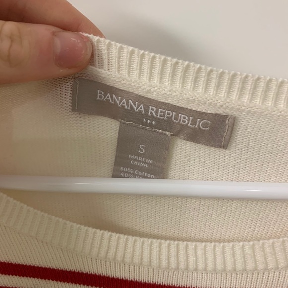 Banana‎ Republic Red and White Sweater Cotton Warm - Picture 4 of 4